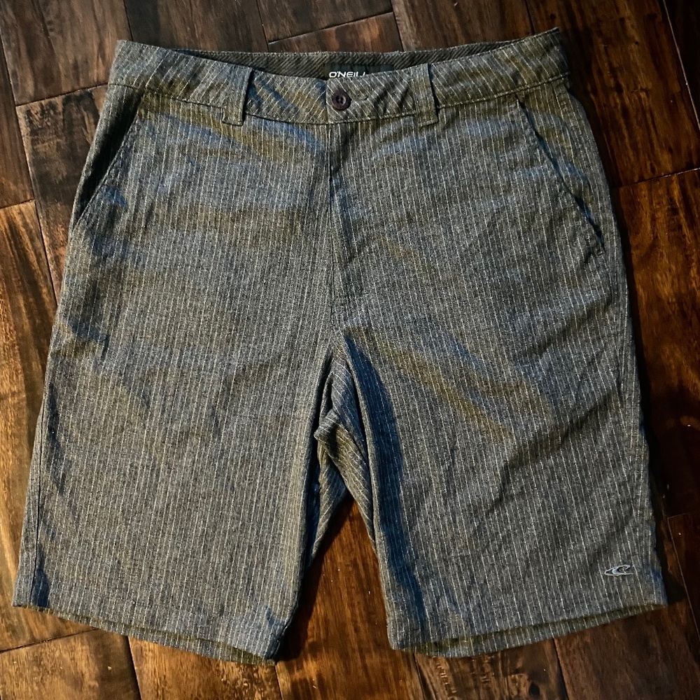O’Neill Men’s Grey Pinstripe Shorts